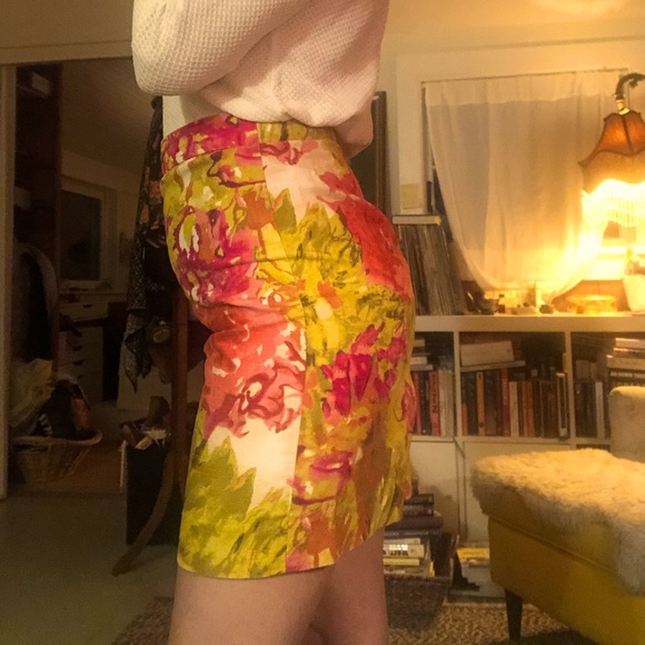 J. Crew petite floral pencil skirt - Picture 2 of 10